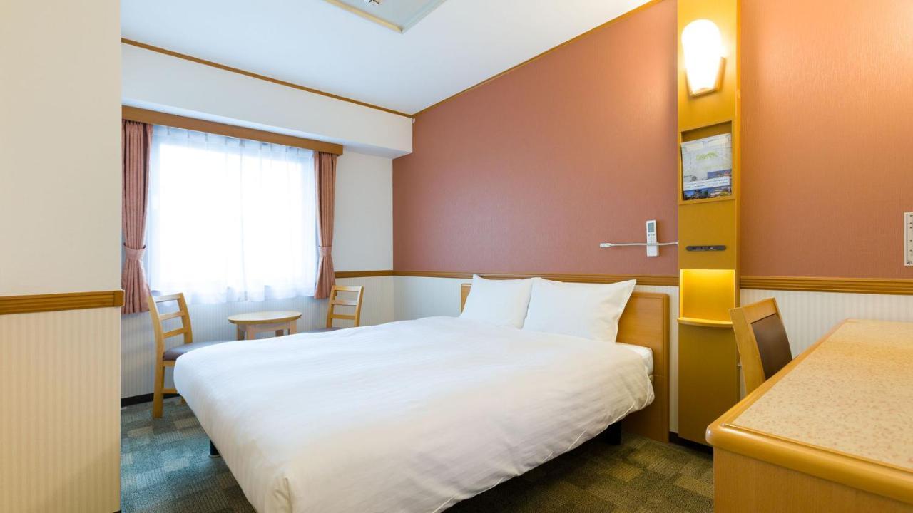 Toyoko Inn Okayama Eki Nishi Guchi Migi Exterior foto