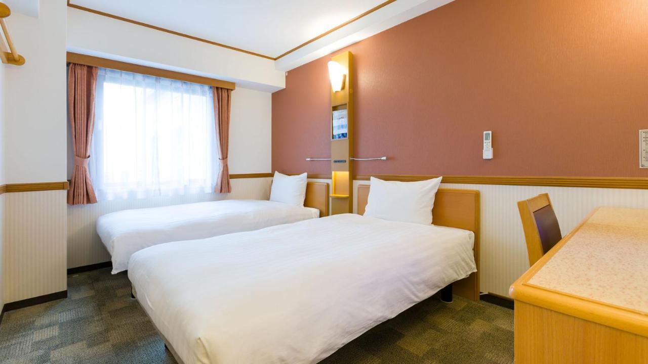 Toyoko Inn Okayama Eki Nishi Guchi Migi Exterior foto