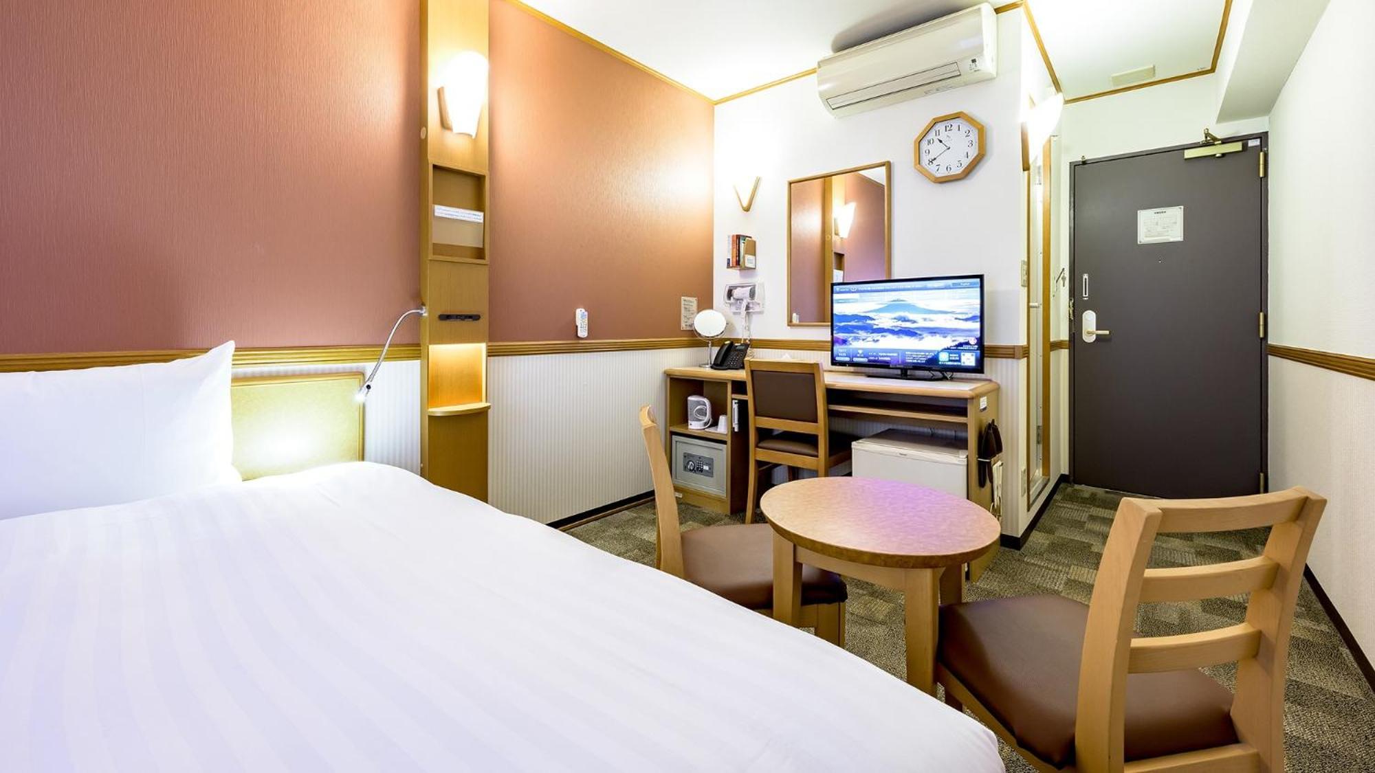 Toyoko Inn Okayama Eki Nishi Guchi Migi Quarto foto