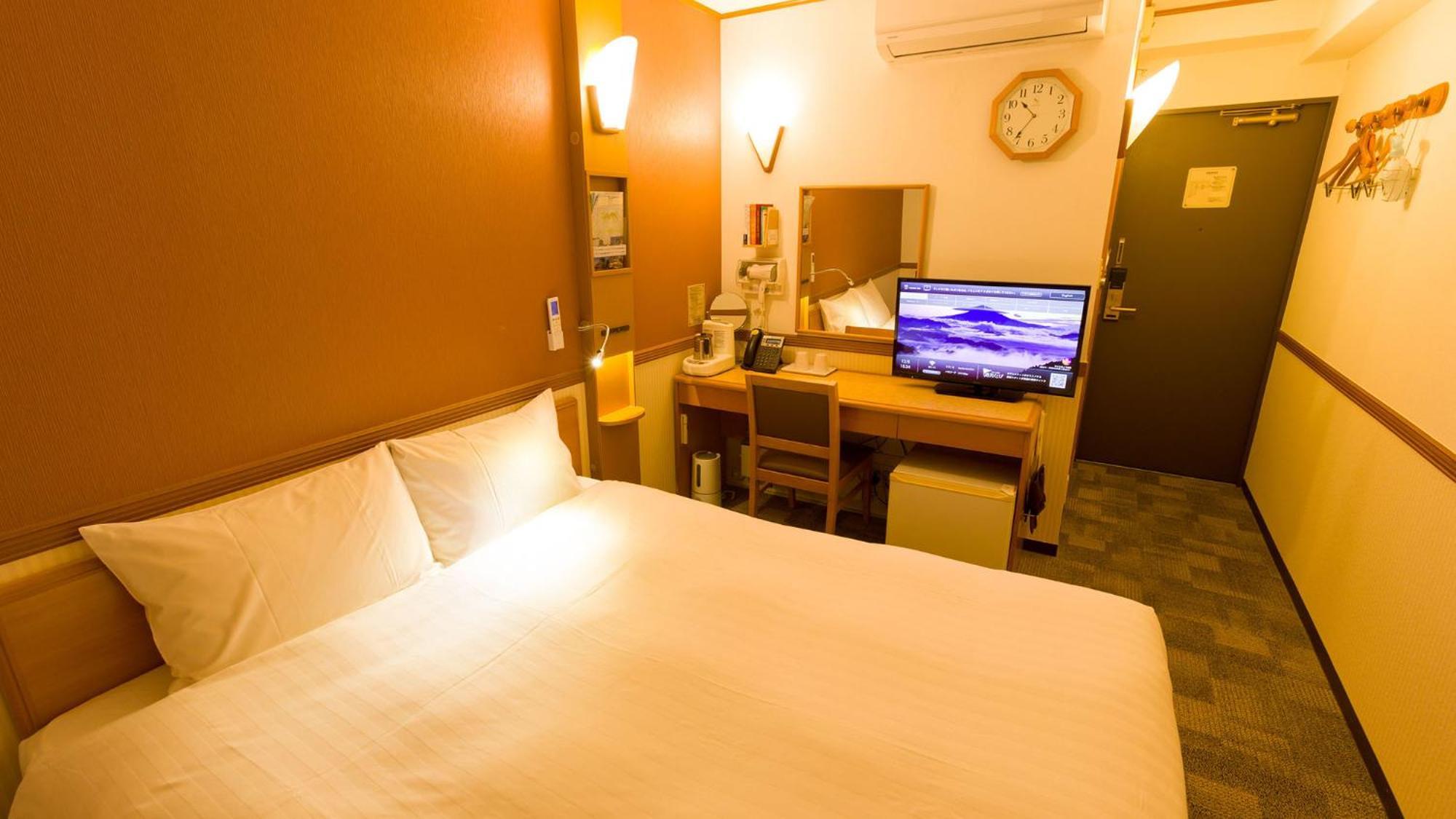 Toyoko Inn Okayama Eki Nishi Guchi Migi Quarto foto