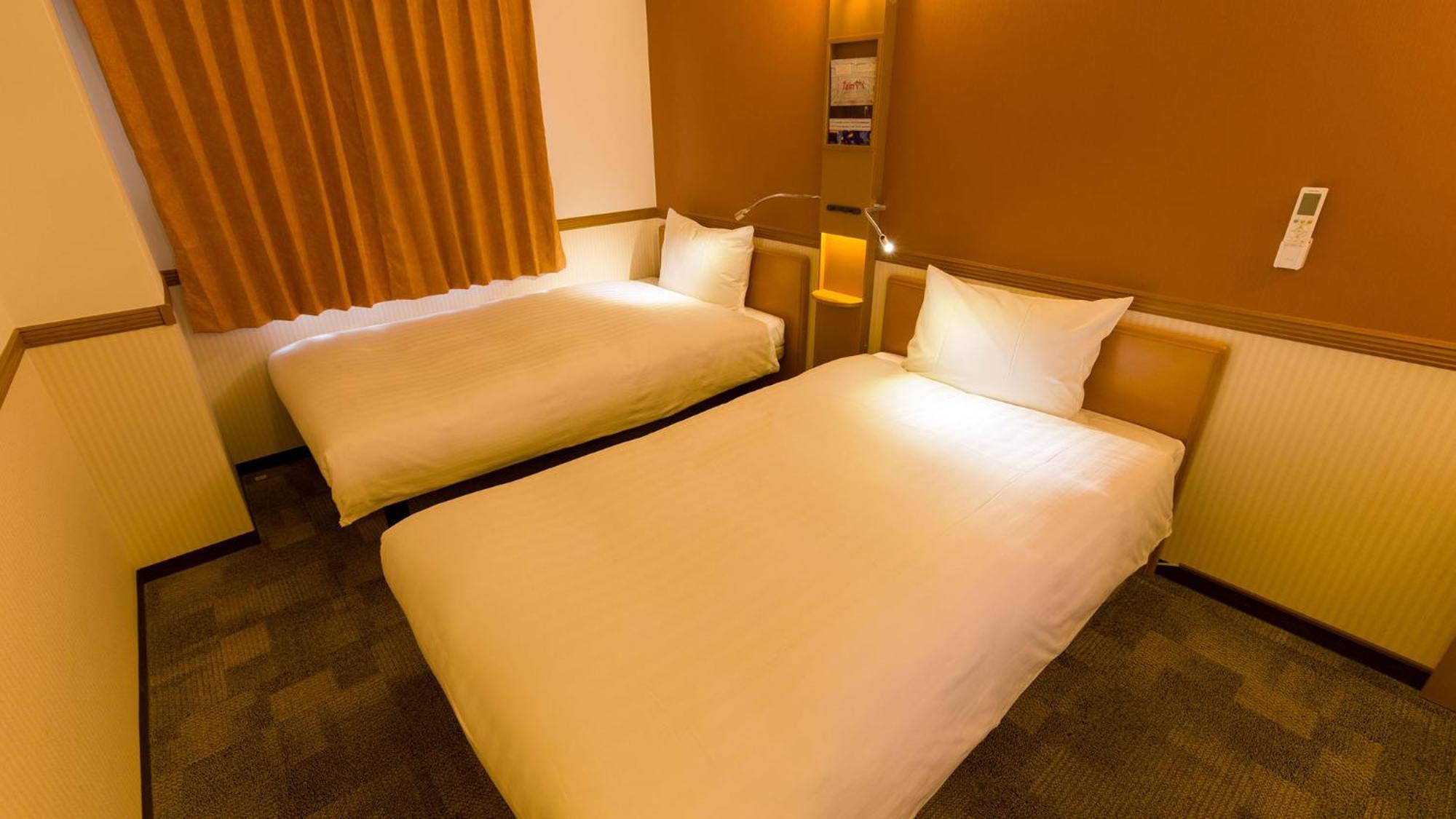 Toyoko Inn Okayama Eki Nishi Guchi Migi Quarto foto