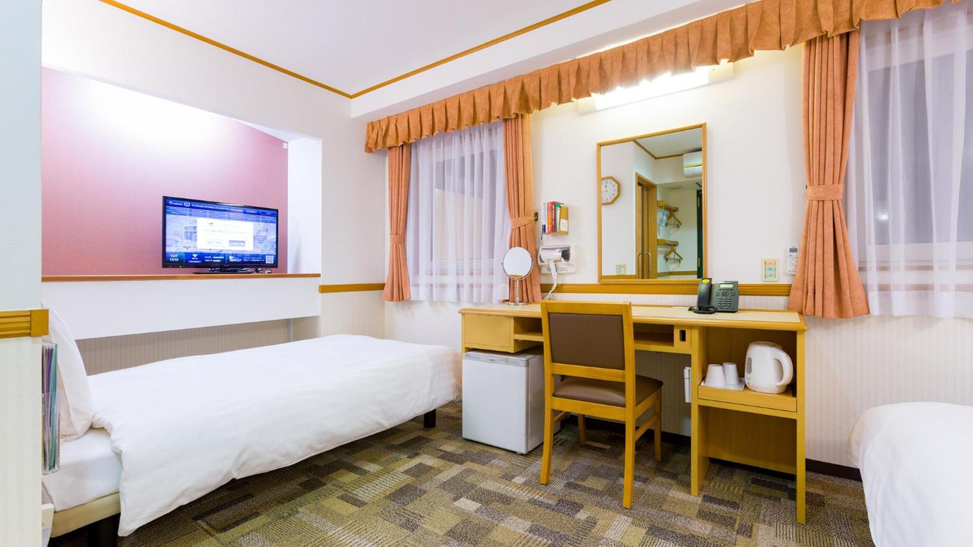 Toyoko Inn Okayama Eki Nishi Guchi Migi Quarto foto